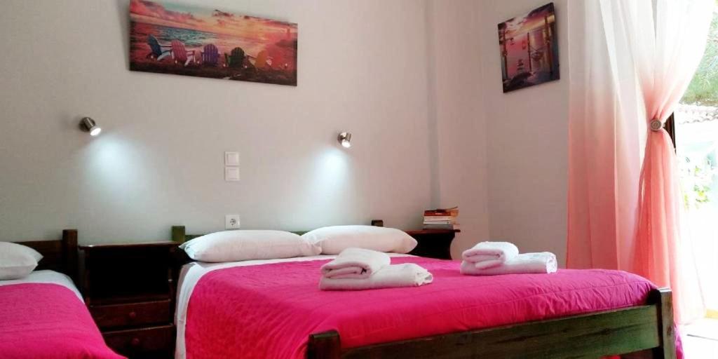 Kuris Studios & Apartments Vasilikos  Ngoại thất bức ảnh