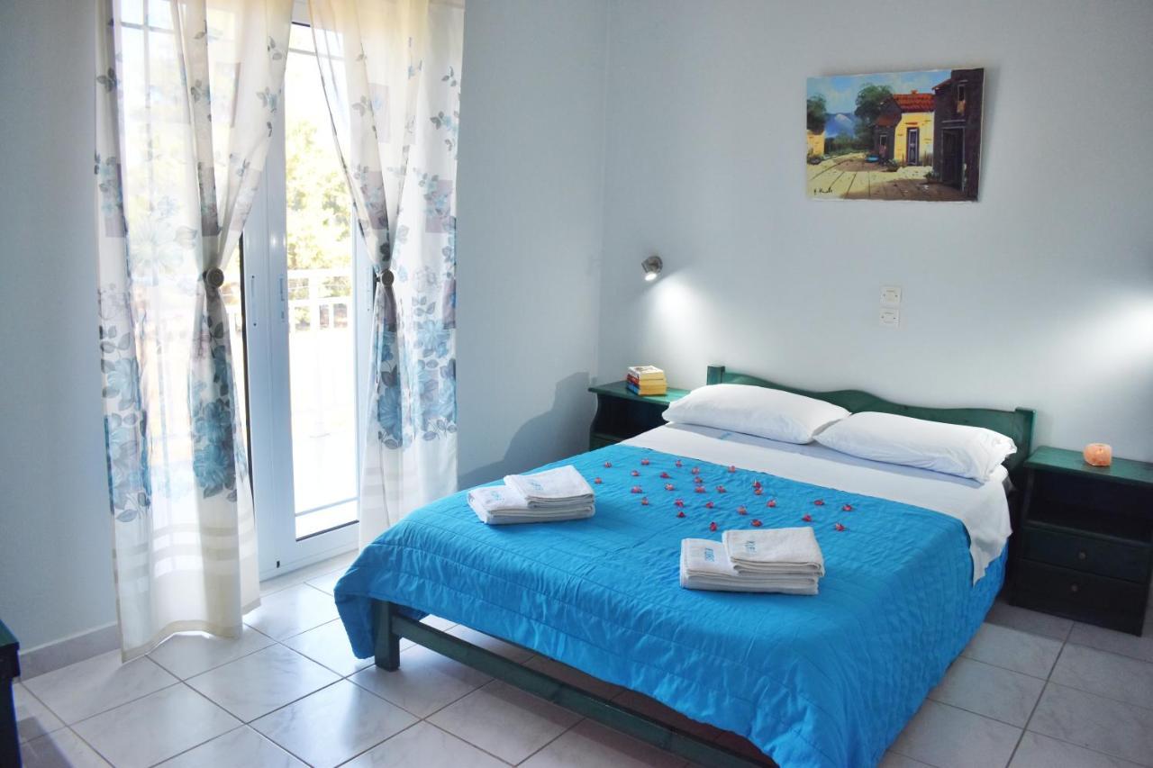 Kuris Studios & Apartments Vasilikos  Ngoại thất bức ảnh