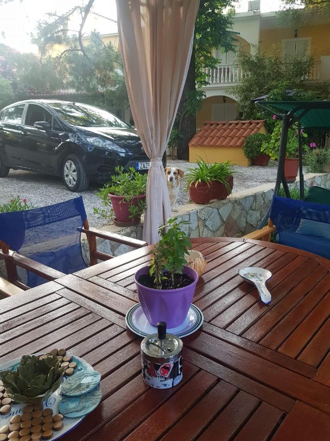 Kuris Studios & Apartments Vasilikos  Ngoại thất bức ảnh